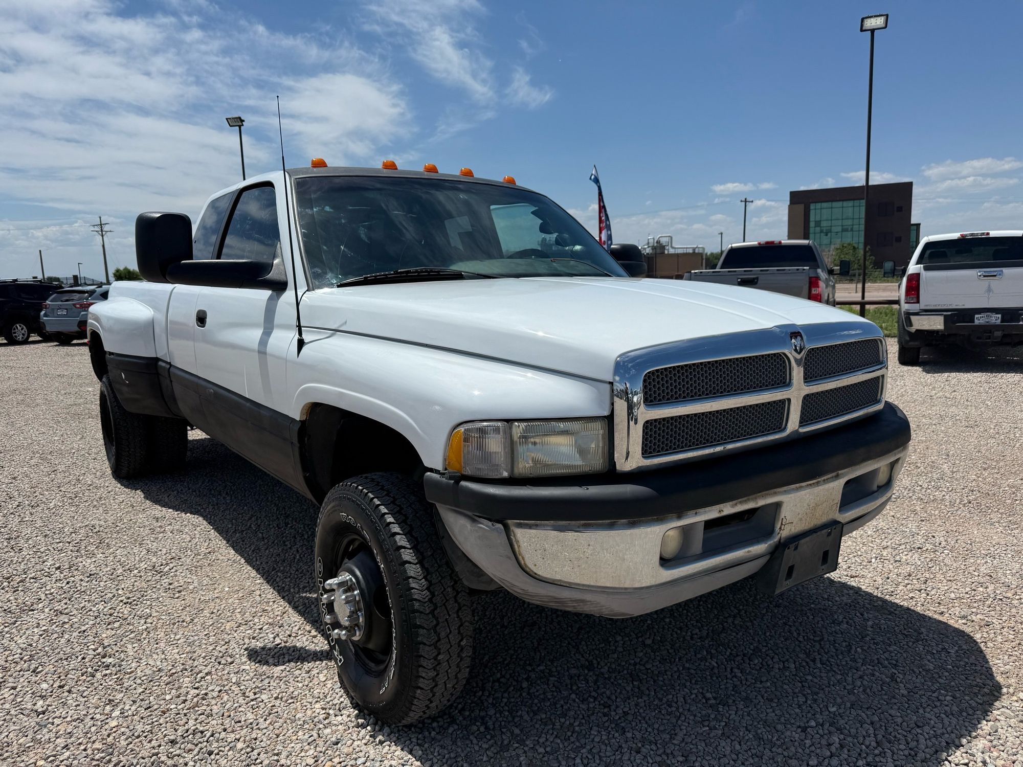 dodge ram 3500 1997 3B7MF33D0VM596568 image dodge ram 3500 1997 3B7MF33D0VM596568 image